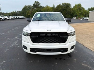 2026 RAM 1500 RAM 1500 EXPRESS QUAD CAB 4X2 6'4' BOX