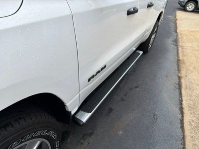 2026 RAM 1500 RAM 1500 EXPRESS QUAD CAB 4X2 6'4' BOX