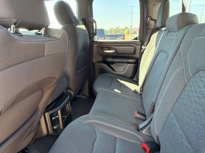 2027 RAM Ram 1500 RAM 1500 EXPRESS QUAD CAB 4X2 6'4' BOX