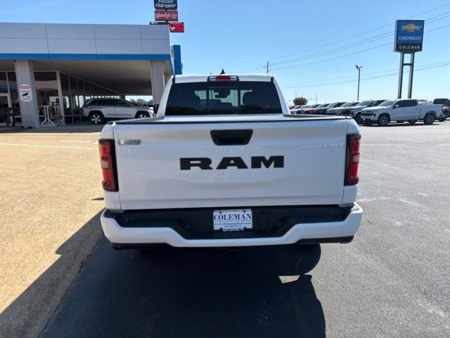 2027 RAM Ram 1500 RAM 1500 EXPRESS QUAD CAB 4X2 6'4' BOX