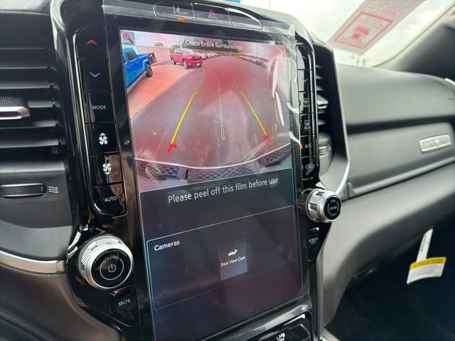 2026 RAM Ram 1500 RAM 1500 LONE STAR CREW CAB 4X4 5'7' BOX