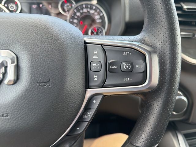 2026 RAM Ram 1500 RAM 1500 LONE STAR CREW CAB 4X4 5'7' BOX