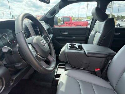 2027 RAM Ram 1500 RAM 1500 TRADESMAN CREW CAB 4X4 5'7' BOX