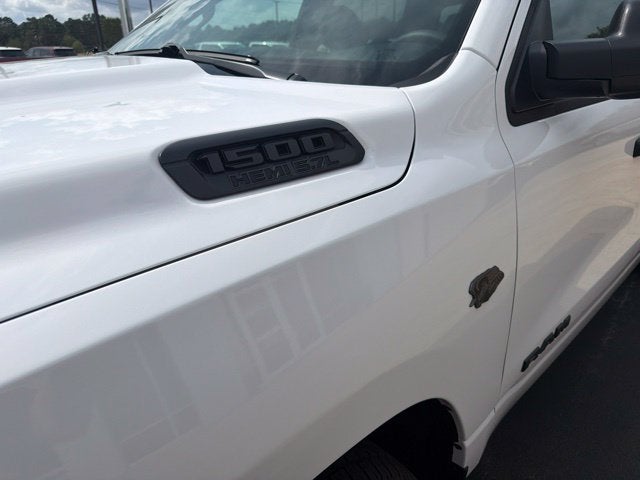 2027 RAM Ram 1500 RAM 1500 TRADESMAN CREW CAB 4X4 5'7' BOX