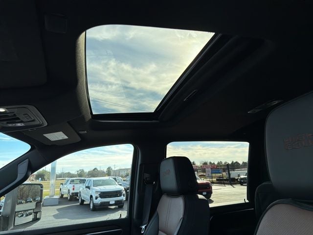 2024 Chevrolet Silverado 2500HD 4WD Crew Cab Standard Bed High Country