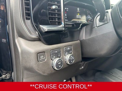 2024 GMC Sierra 3500HD Chassis SLE
