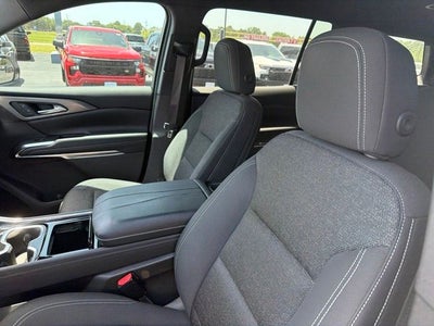 2024 Chevrolet Traverse FWD LS