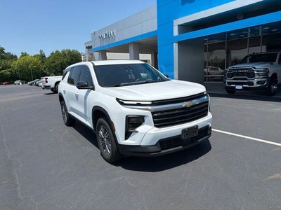 2024 Chevrolet Traverse FWD LS