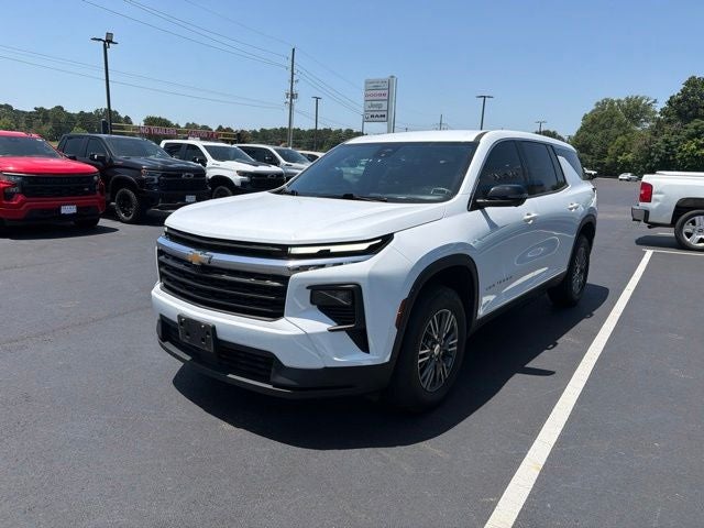 2024 Chevrolet Traverse FWD LS