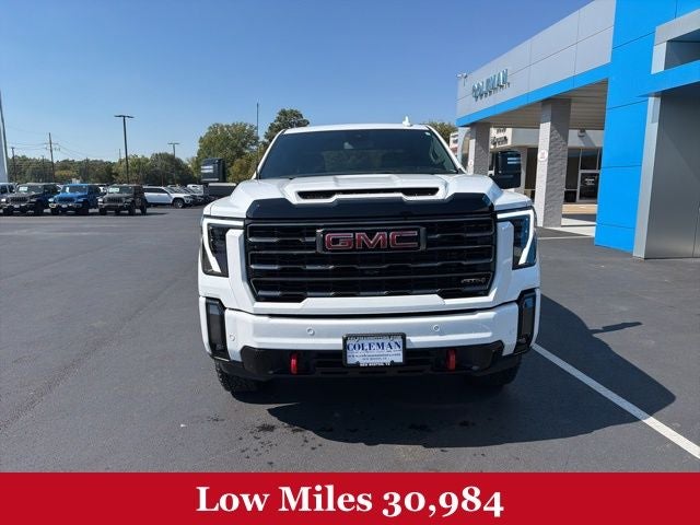 2024 GMC Sierra 2500HD 4WD Crew Cab Standard Bed AT4