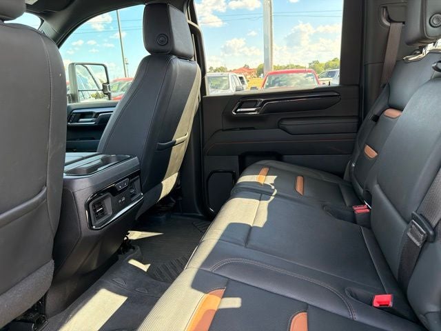 2024 GMC Sierra 2500HD 4WD Crew Cab Standard Bed AT4