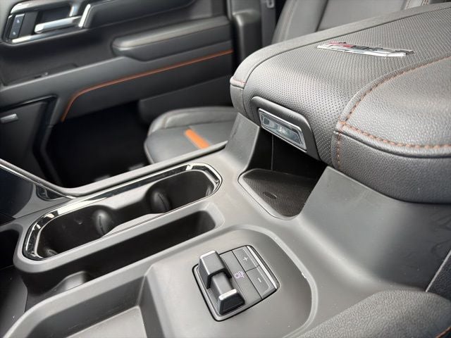 2024 GMC Sierra 2500HD 4WD Crew Cab Standard Bed AT4