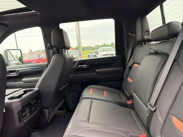 2024 GMC Sierra 2500HD 4WD Crew Cab Standard Bed AT4