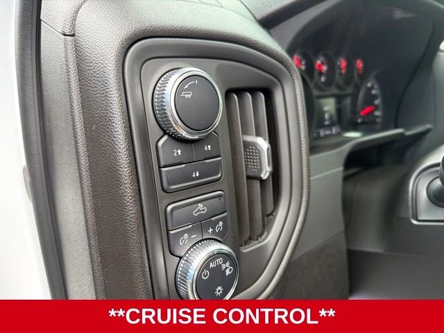 2025 GMC Sierra 2500HD 4WD Crew Cab Standard Bed Pro