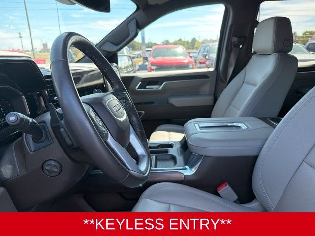 2022 GMC Sierra 1500 4WD Crew Cab Short Box SLT