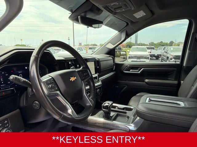 2022 Chevrolet Silverado 1500 4WD Crew Cab Short Bed LTZ