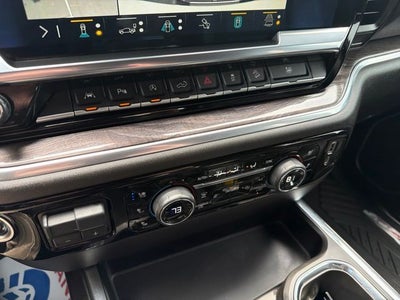 2022 Chevrolet Silverado 1500 4WD Crew Cab Short Bed LTZ