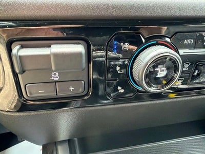 2022 Chevrolet Silverado 1500 4WD Crew Cab Short Bed LTZ