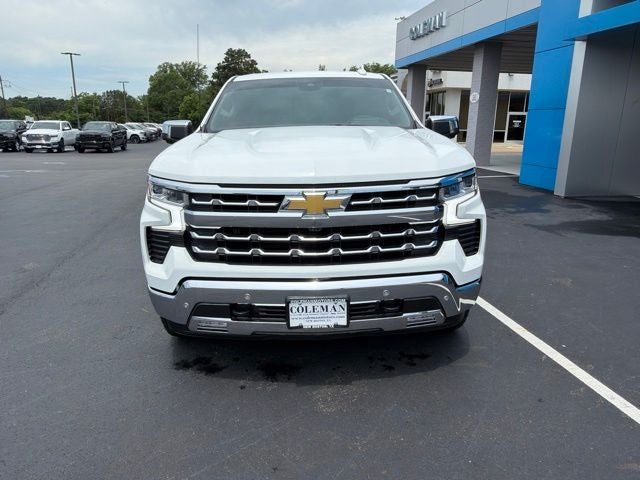 2022 Chevrolet Silverado 1500 4WD Crew Cab Short Bed LTZ