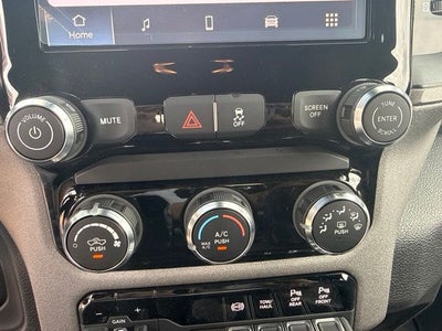 2026 RAM Ram 2500 RAM 2500 BLACK EXPRESS CREW CAB 4X4 6'4' BOX