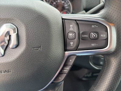 2026 RAM Ram 2500 RAM 2500 BLACK EXPRESS CREW CAB 4X4 6'4' BOX