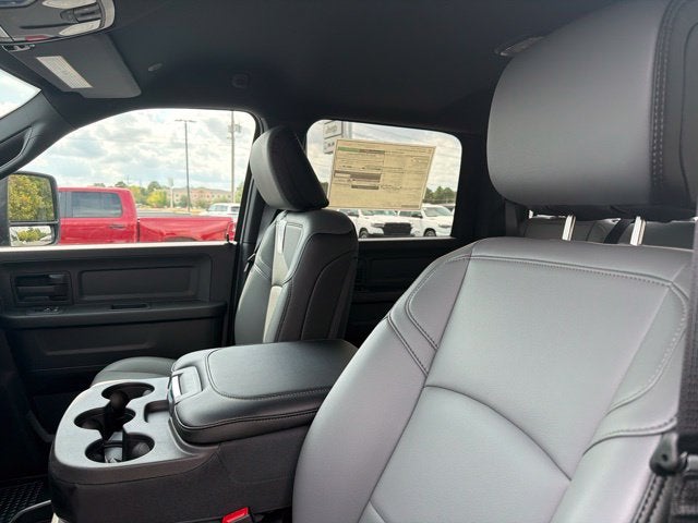 2027 RAM Ram 2500 RAM 2500 TRADESMAN CREW CAB 4X4 6'4' BOX
