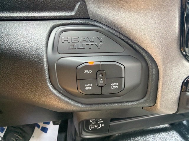 2027 RAM Ram 2500 RAM 2500 TRADESMAN CREW CAB 4X4 6'4' BOX