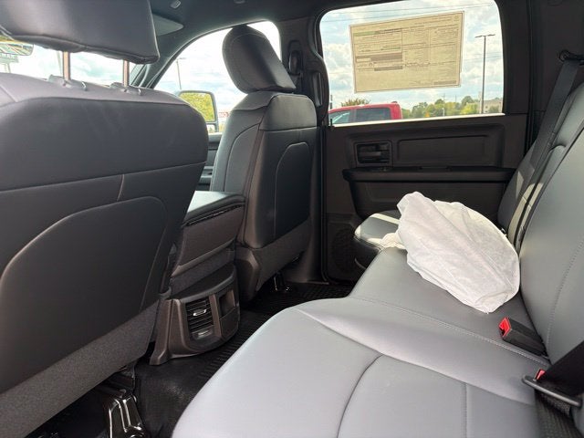 2027 RAM Ram 2500 RAM 2500 TRADESMAN CREW CAB 4X4 6'4' BOX