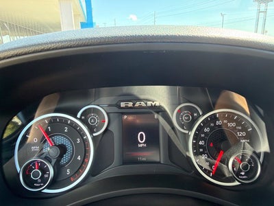 2027 RAM Ram 2500 RAM 2500 TRADESMAN CREW CAB 4X4 6'4' BOX