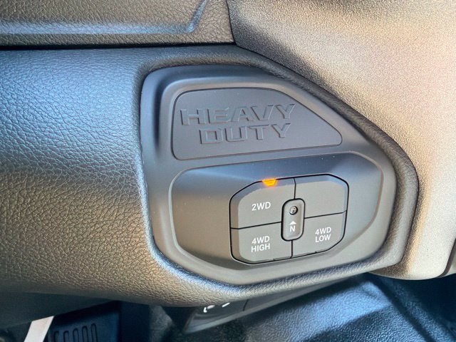 2027 RAM Ram 2500 RAM 2500 TRADESMAN CREW CAB 4X4 6'4' BOX