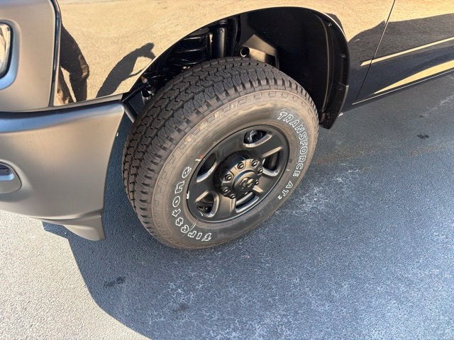 2027 RAM Ram 2500 RAM 2500 TRADESMAN CREW CAB 4X4 6'4' BOX