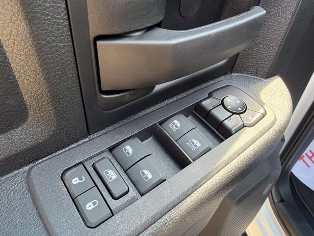 2027 RAM Ram 3500 RAM 3500 TRADESMAN CREW CAB 4X4 8' BOX