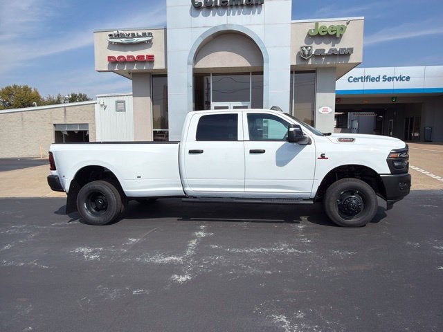 2027 RAM Ram 3500 RAM 3500 TRADESMAN CREW CAB 4X4 8' BOX