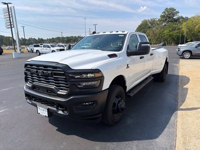2027 RAM Ram 3500 RAM 3500 TRADESMAN CREW CAB 4X4 8' BOX