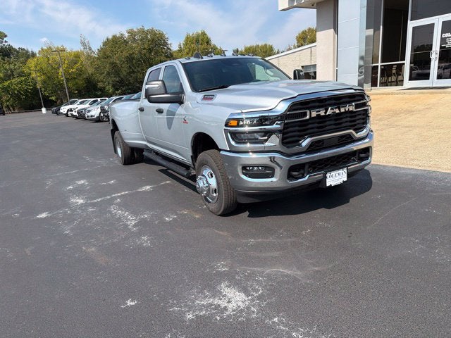 2027 RAM Ram 3500 RAM 3500 TRADESMAN CREW CAB 4X4 8' BOX