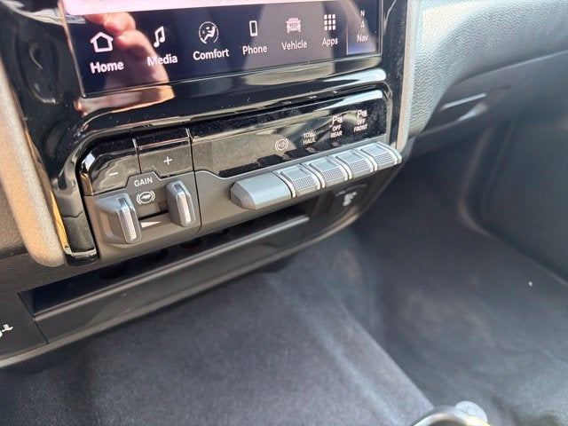 2027 RAM Ram 3500 RAM 3500 TRADESMAN CREW CAB 4X4 8' BOX