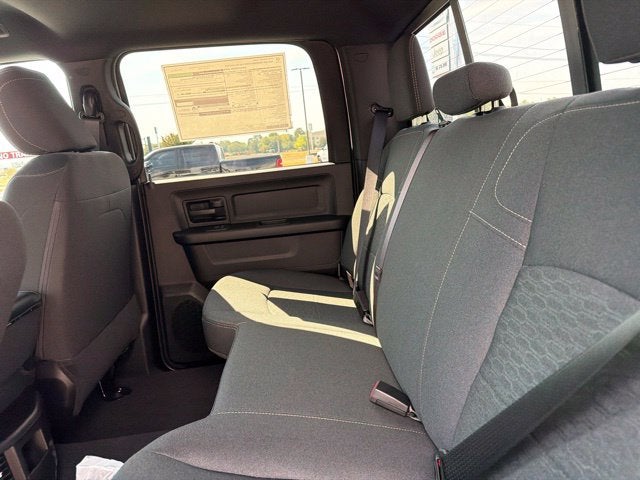 2027 RAM Ram 3500 RAM 3500 TRADESMAN CREW CAB 4X4 8' BOX