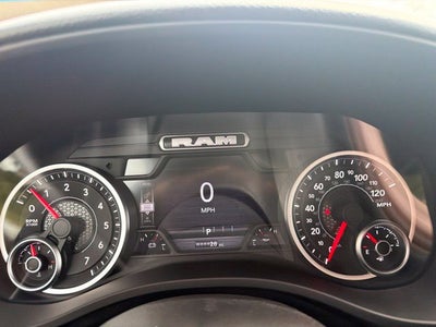 2027 RAM Ram 1500 RAM 1500 EXPRESS CREW CAB 4X4 5'7' BOX