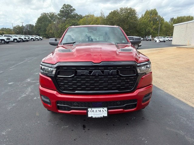 2027 RAM Ram 1500 RAM 1500 EXPRESS CREW CAB 4X4 5'7' BOX