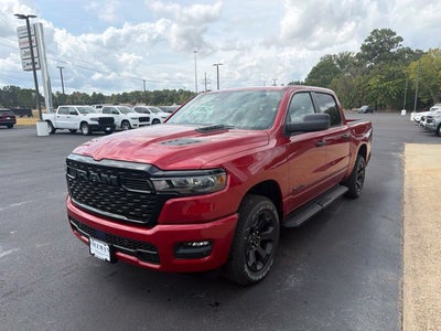 2027 RAM Ram 1500 RAM 1500 EXPRESS CREW CAB 4X4 5'7' BOX