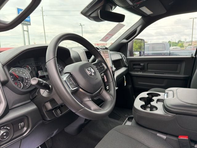 2026 RAM Ram 2500 RAM 2500 BLACK EXPRESS CREW CAB 4X4 6'4' BOX