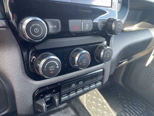 2026 RAM Ram 5500 Chassis Cab RAM 5500 TRADESMAN CHASSIS CREW CAB 4X4 60' CA