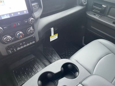 2025 RAM Ram 5500 Chassis Cab RAM 5500 TRADESMAN CHASSIS CREW CAB 4X4 60' CA