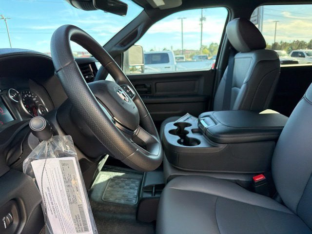 2027 RAM Ram 3500 Chassis Cab RAM 3500 TRADESMAN CREW CAB CHASSIS 4X4 60' CA