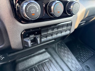 2026 RAM Ram 3500 Chassis Cab RAM 3500 TRADESMAN CREW CAB CHASSIS 4X4 60' CA