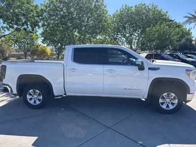 2020 GMC Sierra 1500 4WD Crew Cab Short Box SLE