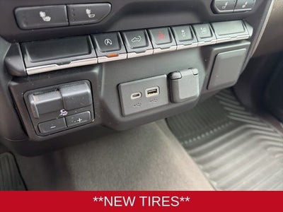 2020 GMC Sierra 1500 4WD Crew Cab Short Box SLE
