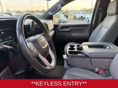 2022 GMC Sierra 1500 4WD Crew Cab Short Box SLT