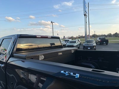 2022 GMC Sierra 1500 4WD Crew Cab Short Box SLT