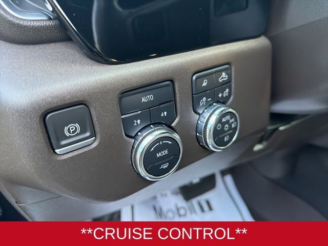 2022 GMC Sierra 1500 4WD Crew Cab Short Box SLT